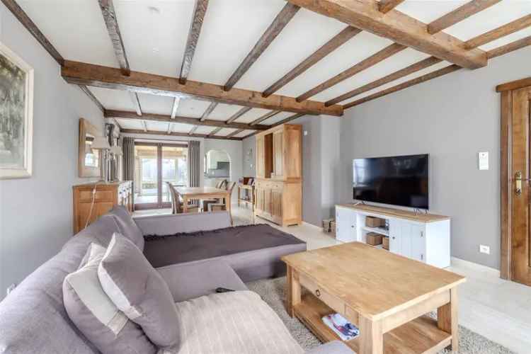 Huis te koop Retie: Ruime woning met zwembad en 4 slaapkamers