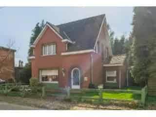 Huis te Koop Wuustwezel Grote Tuin Garage 3 Slaapkamers