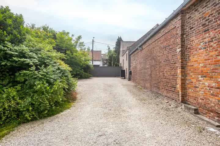 Huis te koop Baardegem: Wonen en werken gecombineerd