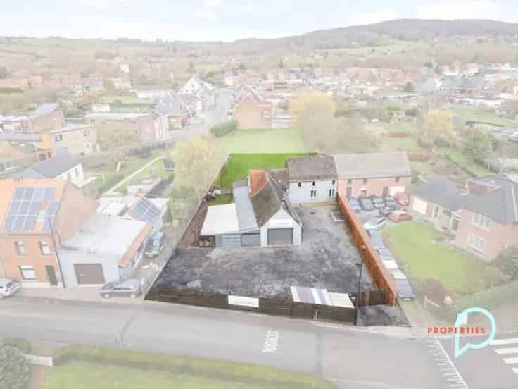 Huis Te Koop Ronse: Ruime Garage, Grote Tuin, Wonen en Werken