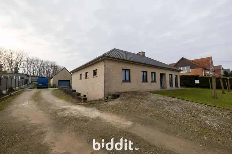 GUNSTIG GELEGEN WONING 3 slaapkamers