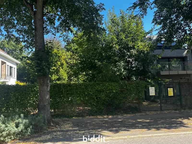 LOT 1 - GUNSTIG GELEGEN PERCEEL BOUWGROND 