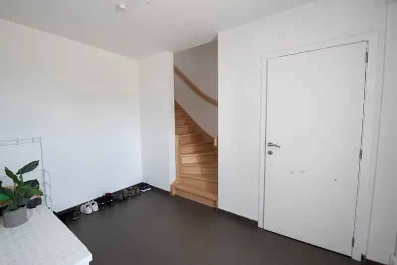 Ruime Halfopen Woning Te Huur Zulte