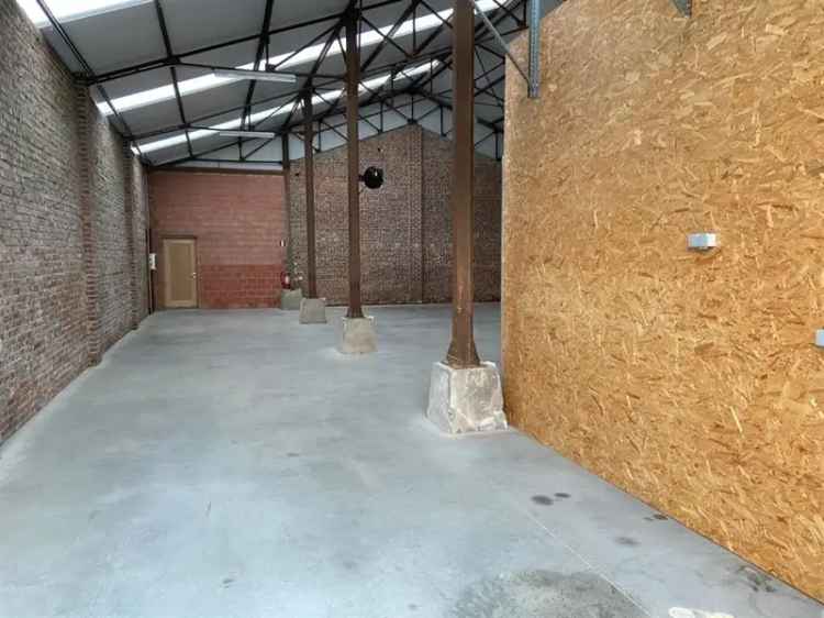 Magazijn te koop Beveren leie 293m² gerenoveerd