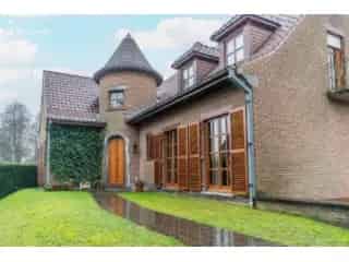 Huis te koop Ath - Villa met 4 slaapkamers en grote tuin