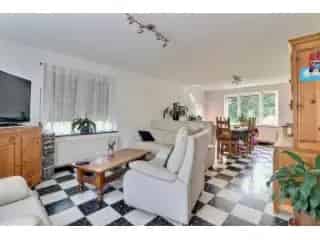 Villa te koop Berzée - Wonen en werken gecombineerd