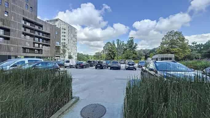 Handelspand te huur Kortrijk 573m²