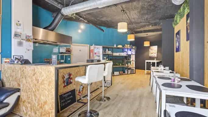 Handelspand met woonst te koop in Marktplein 2, Kuurne - Dewaele