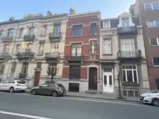 Herenhuis te Koop Elsene 500m2 6 slaapkamers