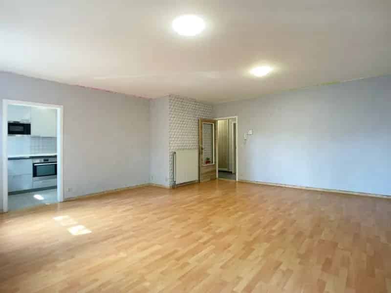 Appartement te huur 3 slaapkamers terras tuin garage