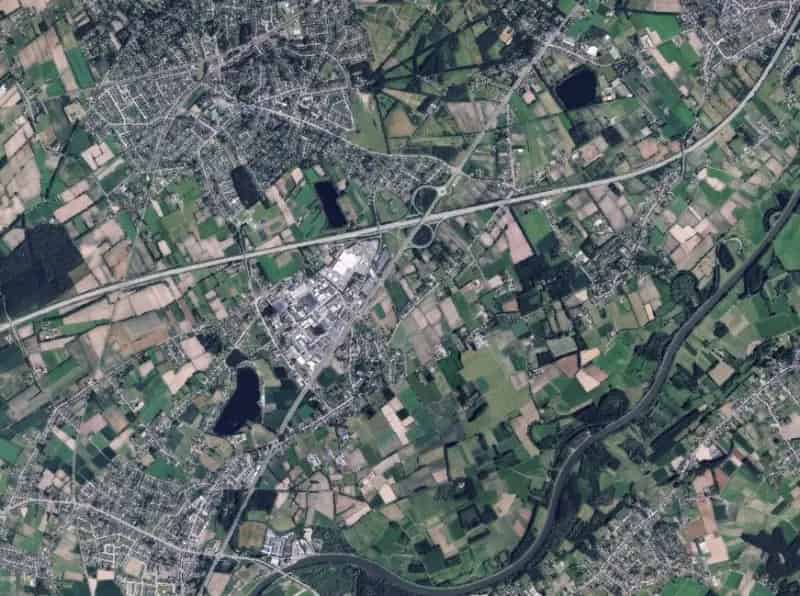 Magazijn te koop in Eke: 8 verhuurde KMO-units