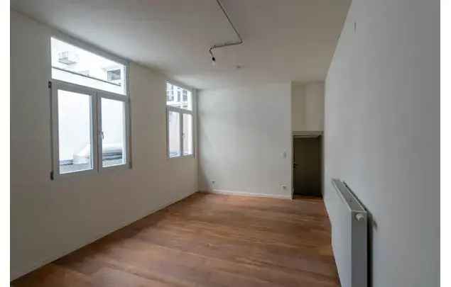 Huur 2 slaapkamer appartement van 132 m² in Antwerp