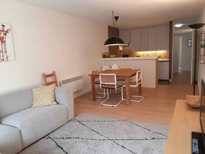 Appartement te huur Oostduinkerke: gerenoveerd, 2 slaapkamers, garage