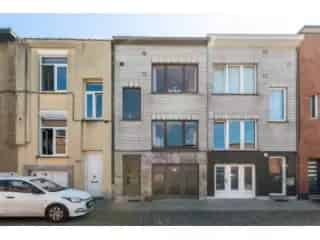 Huis te koop Deurne 2 slaapkamers garage tuin
