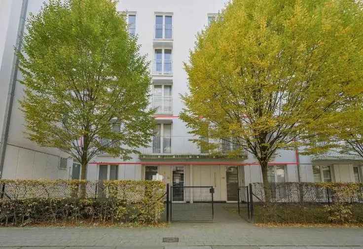 Te koop appartement lichtrijk gemeubeld met autostaanplaats