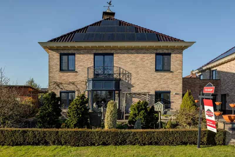 Huis te koop Poppel: Ruime gezinswoning met 5 slaapkamers en weids uitzicht