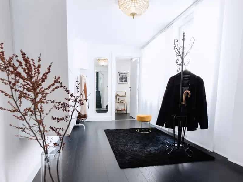 Herenhuis te koop: gerenoveerd met studio en spa