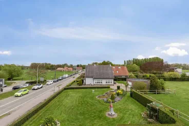 Villa te Koop Aartselaar 3436m² 2 slaapkamers Grote Tuin