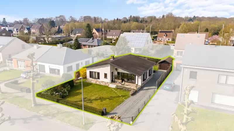 Knappe Bungalow 3 slaapkamers Garage Rustige woonwijk