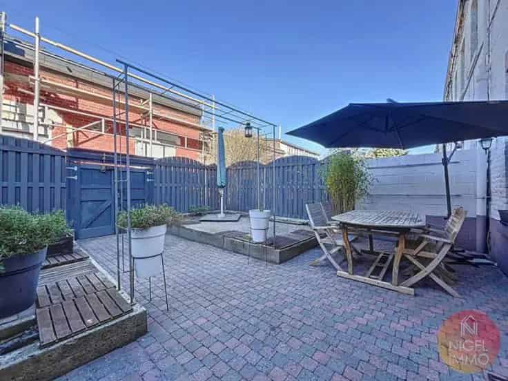 Huis Te Koop Luik 2 slaapkamers 48m2 terras