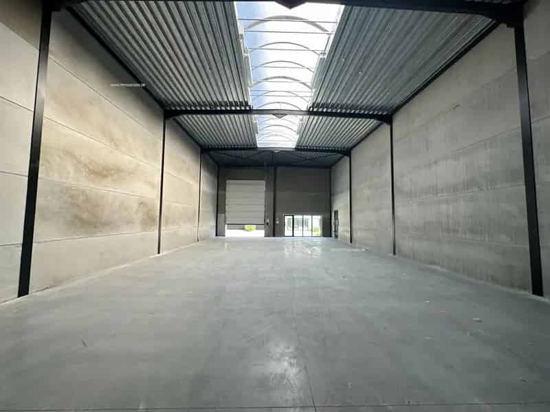 Te Huur KMO Unit 288m2 'T Saspark Wielsbeke