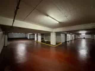 Parking te Koop Vorst - Ruime Ondergrondse Staanplaats