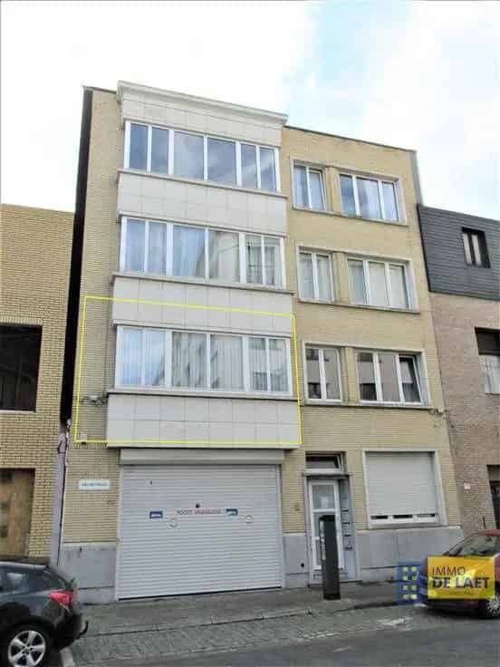 Appartement te Koop Borgerhout Laar Moorkensplein