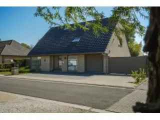 Huis te koop Rekkem - Ruime gezinswoning met garage en tuin