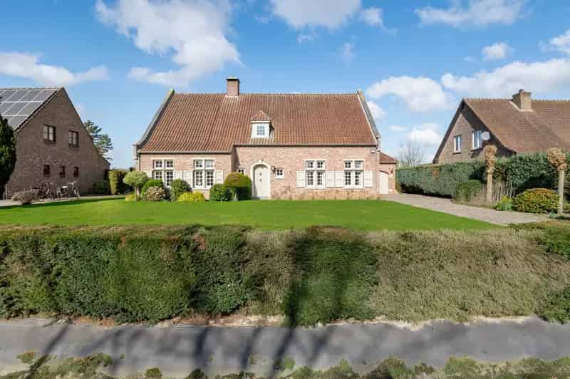 Huis te huur: Karaktervol landhuis met prachtig uitzicht