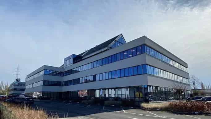 Kantoor te huur Merelbeke 600m Sluispark E17 E40 R4