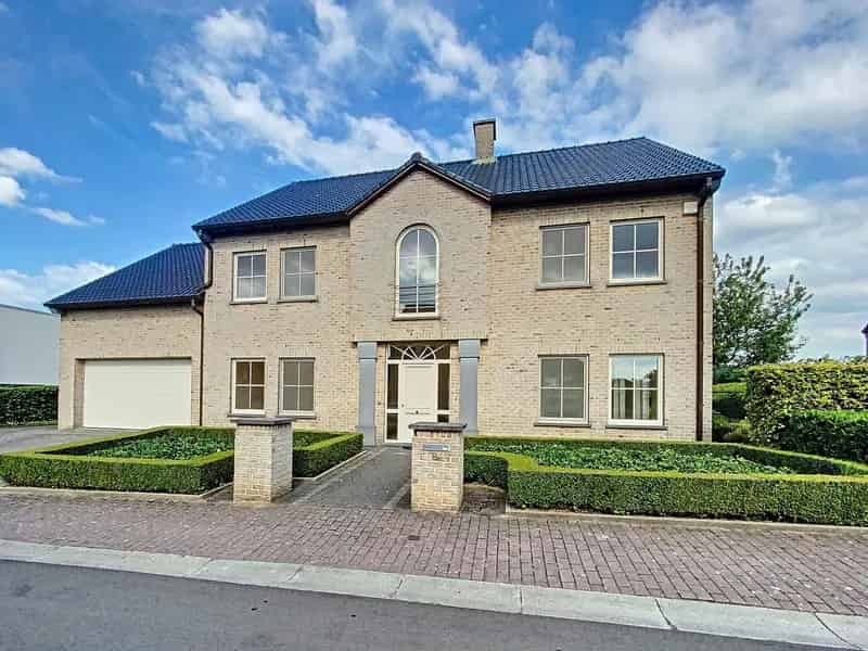Ruime Charmante Villa te Koop 7 slaapkamers Hoeilaart