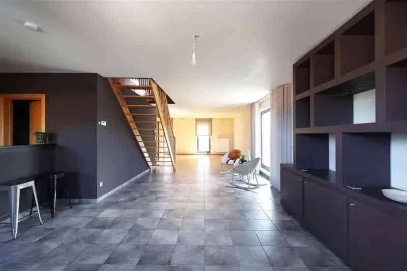 Duplex Appartement 4 slaapkamers te huur Lanaken