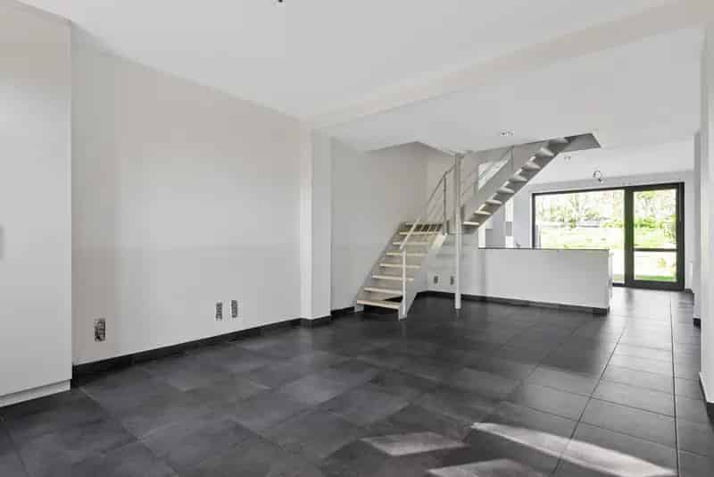 Rijwoning met Tuin te Koop