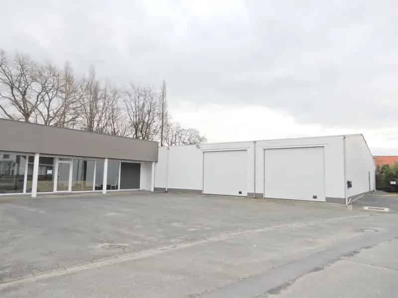 Handelspand te Huur Ingelmunster Atelier Winkelruimte Garage