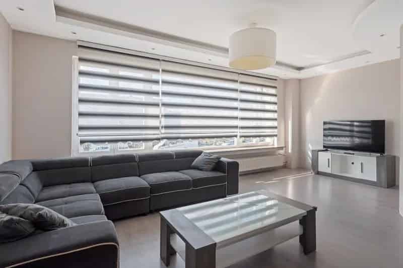 Ruime Bel-Etage met Grote Garage te Ekeren