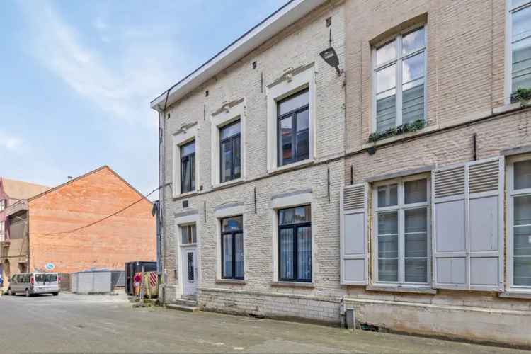 Te huur appartement in Leuven met gemeubelde studio en tuin