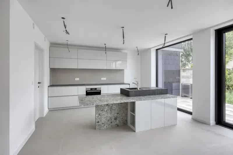 Nieuwbouwwoning te koop: 4 slaapkamers, 2 badkamers, energiezuinig