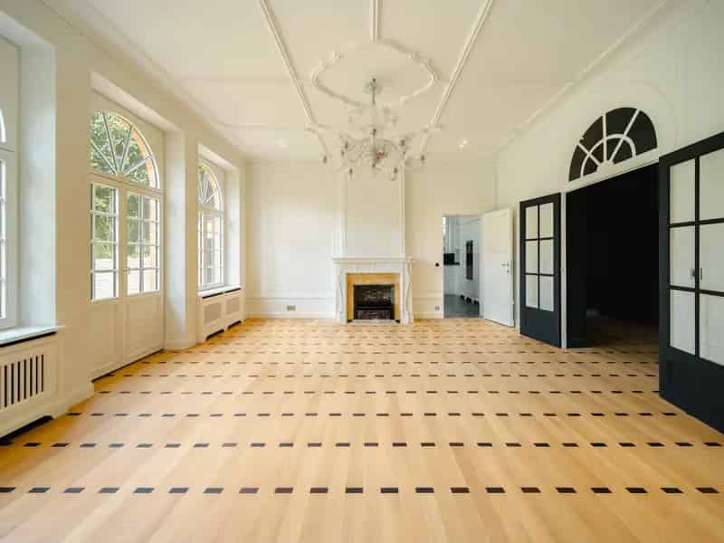 Luxe villa te koop in Floride 6 slaapkamers gerenoveerd