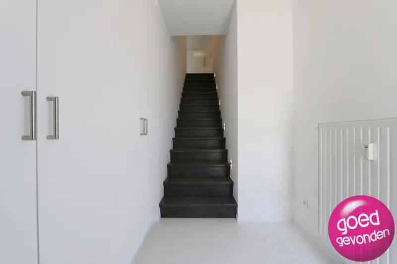 PLUG-IN modern kantoor veel passage