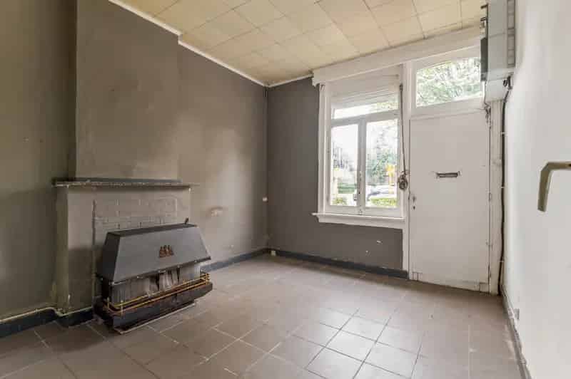 Huis te huur Essen 4 slaapkamers renovatieproject