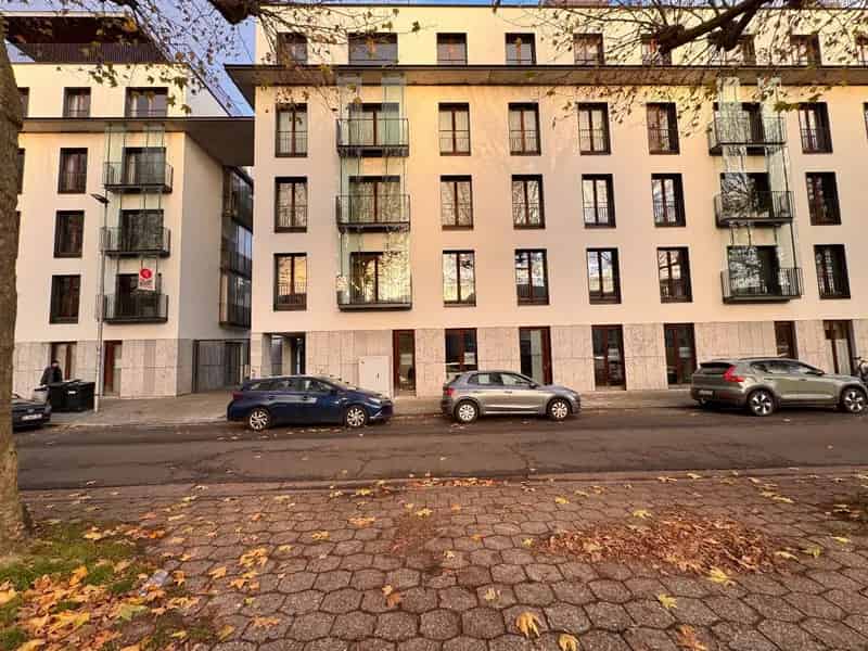 Ruim Kantoor Praktijkruimte Coupure 205m2 1997