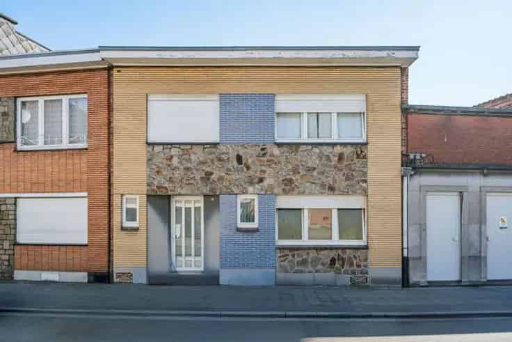 Huis Te Koop Laveu 4 Slaapkamers Tuin 211m²