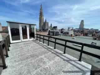 Appartement te Huur Antwerpen - 4 slaapkamers, 2 badkamers, Dakterras