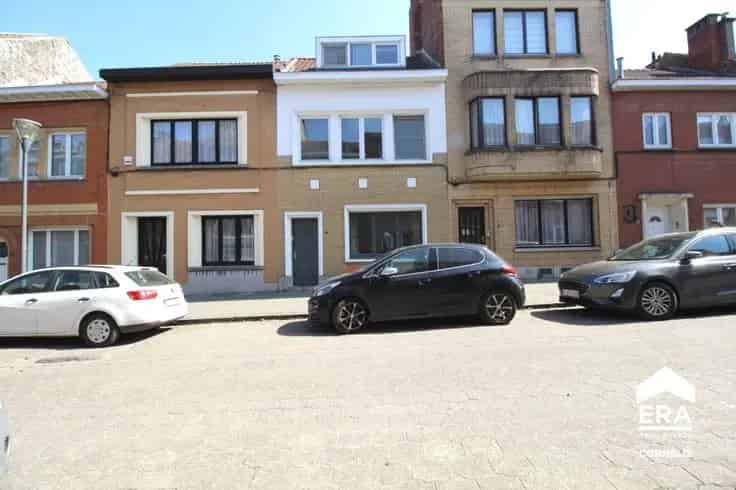 Huis te Koop Anderlecht 137m² Nabij Westland Shopping