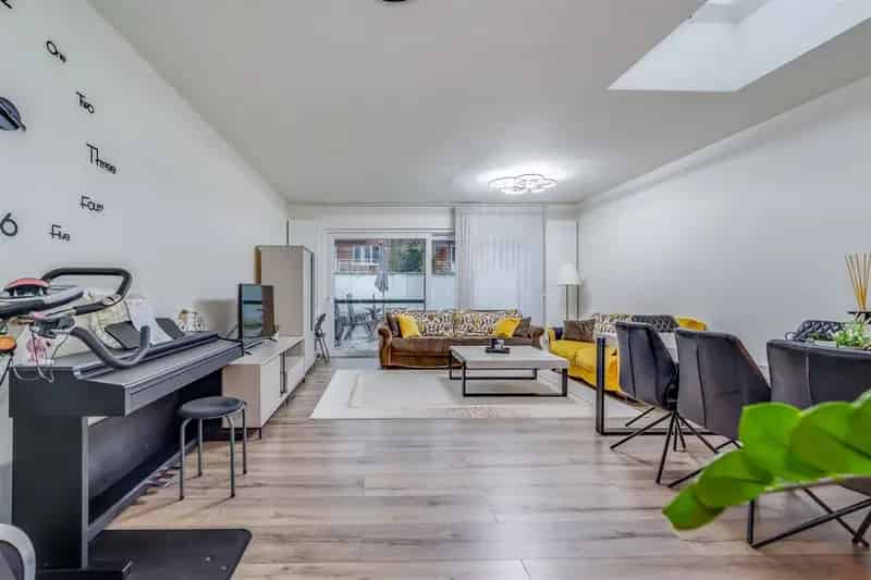 Gerenoveerd Huis 4 Slaapkamers Tuin