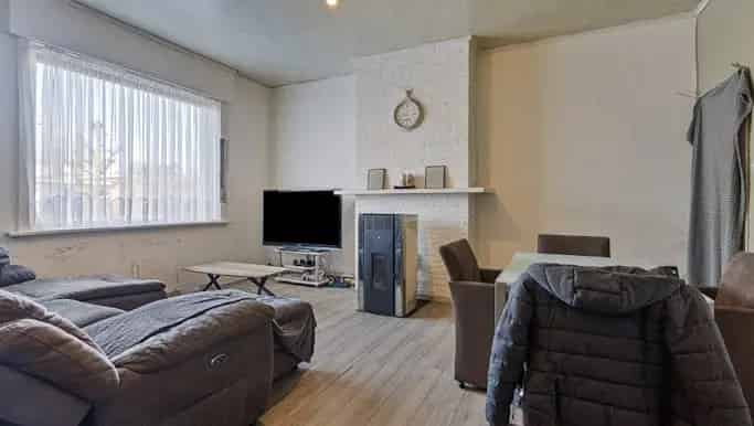 Huis te koop Ieper 3 slaapkamers tuin garage renovatieproject