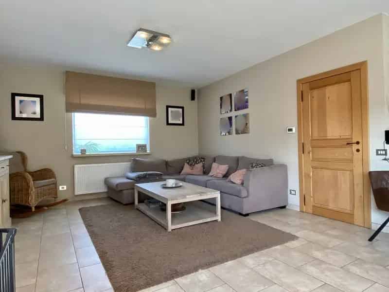 Huis te huur in Kuurne: Ruime energiezuinige villa 2010