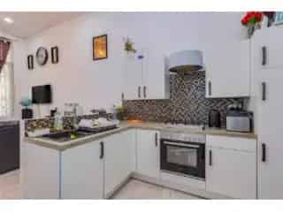 Huis te Koop Antwerpen - 4 Appartementen - Centrum - 6% Rendement