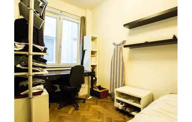 Kamer van 140 m² in Brussels