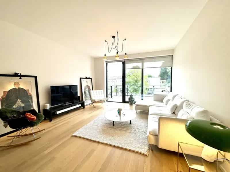 Appartement te Ukkel 105m2 2 slaapkamers terras parking